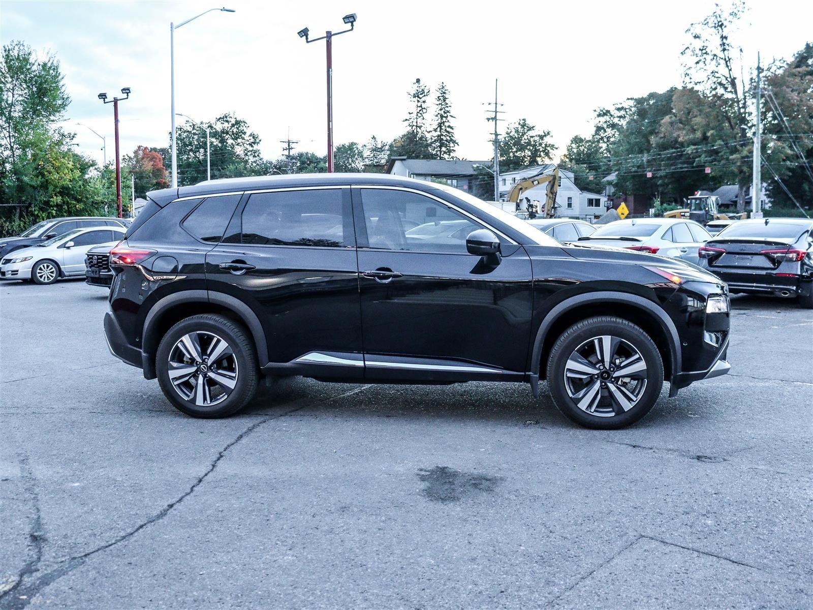 Nissan Rogue Platinum 2023 Black Ottawa & Gatineau - photo #2