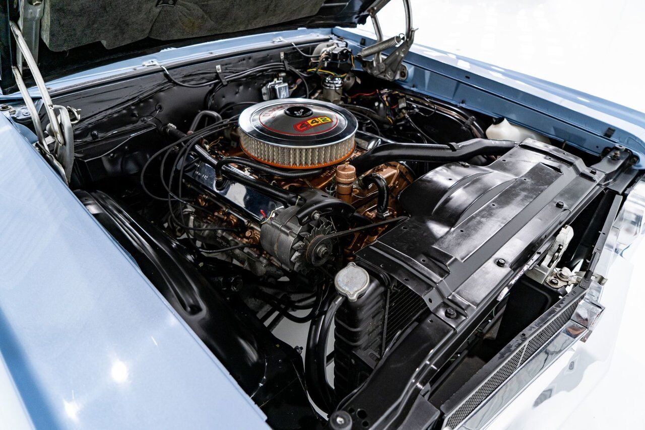 Oldsmobile 442 PRIX EN USD | Matching# 400cu.in. 4-Speed 1966 Bleu Montréal - photo #16