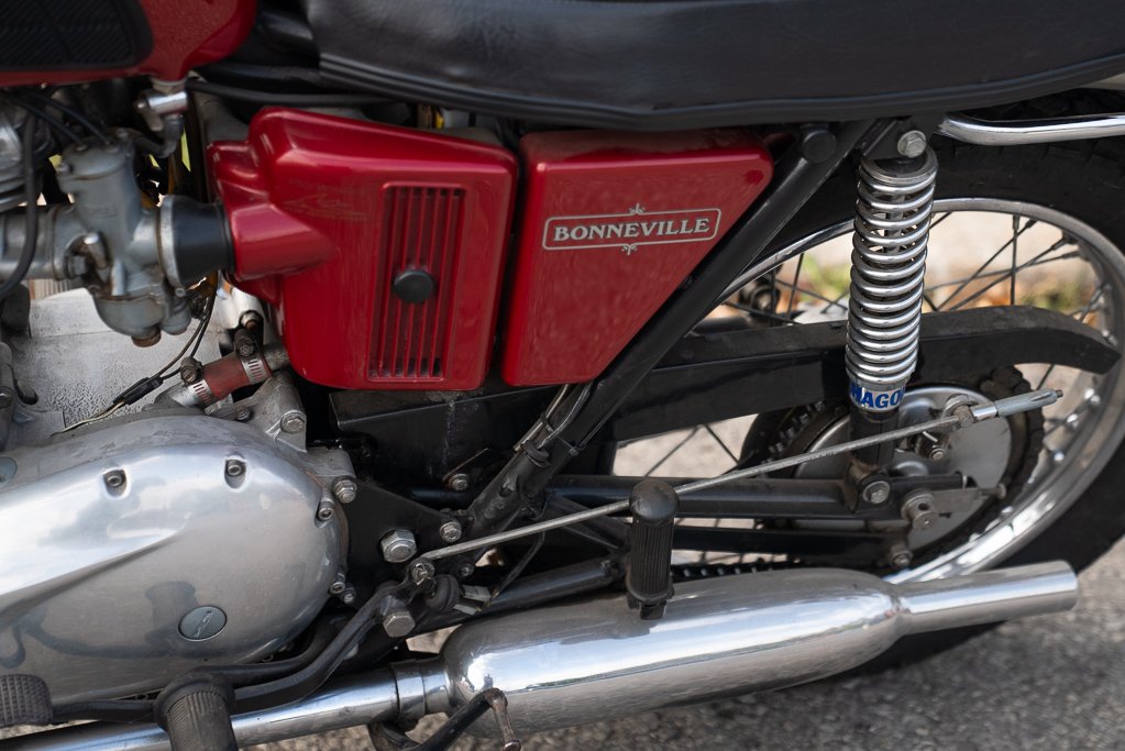 Triumph Bonneville 1972 Montréal - photo #12