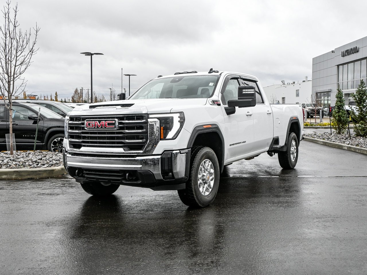 2024 GMC Sierra 3500HD 4WD Crew Cab 159 SLE White Sherwood Park - photo #3