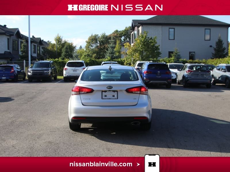 2018 Kia Forte Grey Laval - photo #7