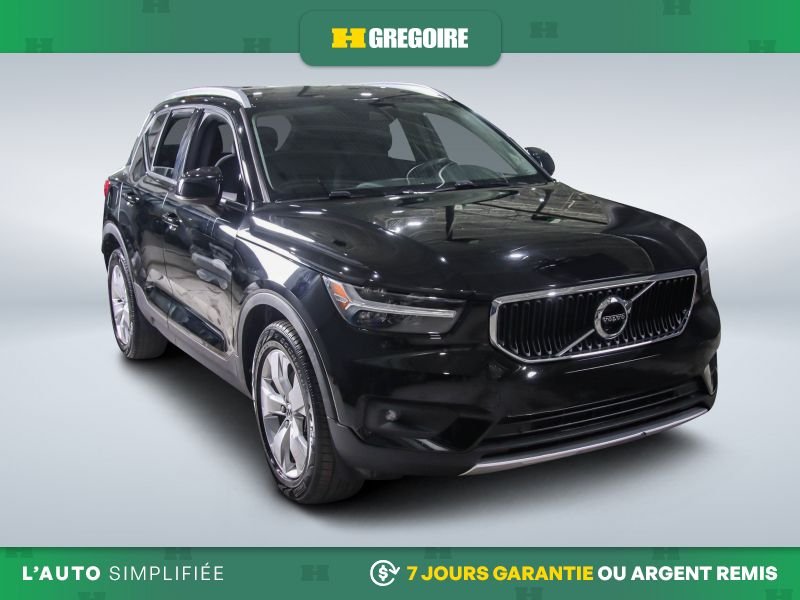 2021 Volvo XC40 Black Laval - photo #0