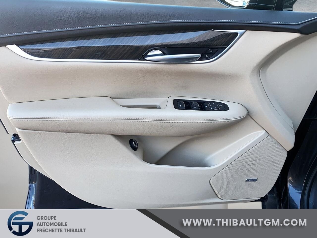2018 CADILLAC XT5 Traction avant, 4 portes Grey Montmagny - photo #8