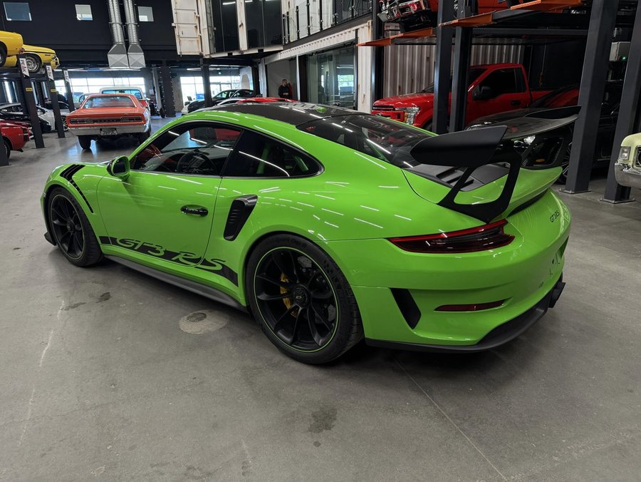 2019 Porsche 911 2019 Green