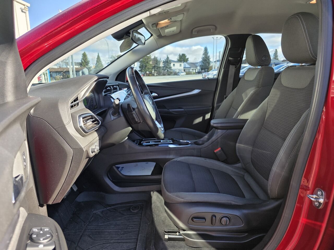Chevrolet Bolt EUV LT 2023 Rouge Rouyn-Noranda - photo #11