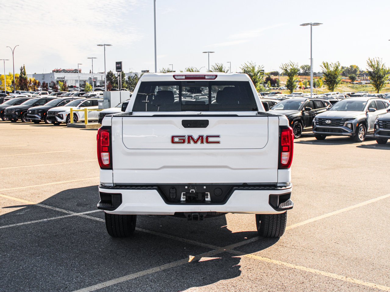 2022 GMC Sierra 1500 4WD Crew Cab 147 Elevation White Sherwood Park - photo #6