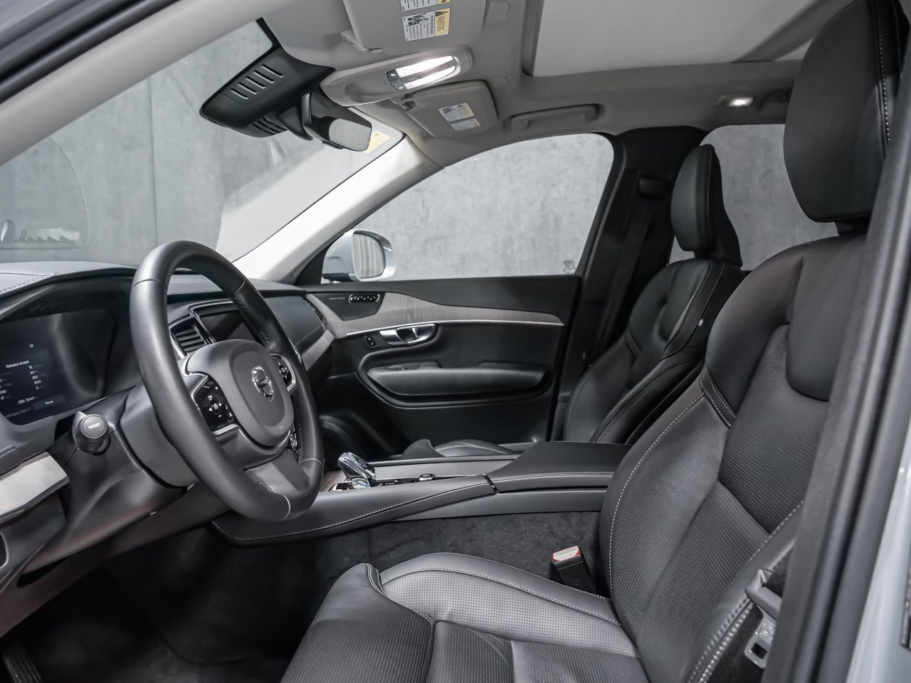 Volvo XC90 Plug-In Hybrid T8 ULTRA BRIGHT 2025 Gris Montréal - photo #9