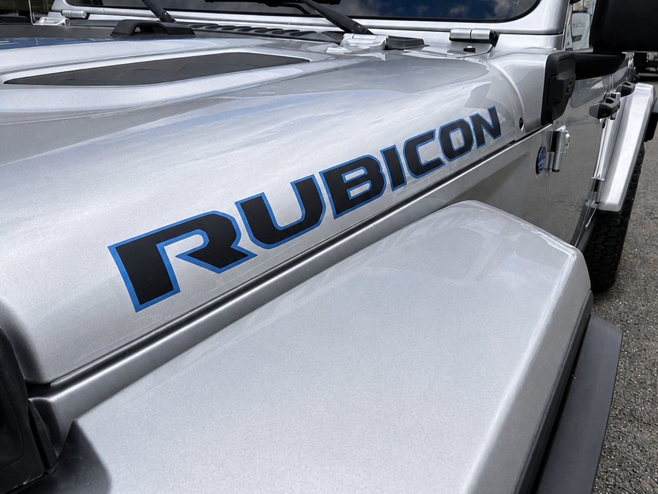 2022 Jeep Wrangler 4xe RUBICON Silver Granby - photo #11