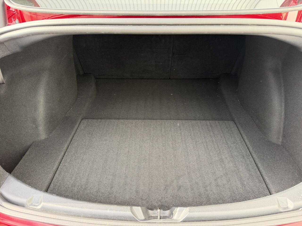 Tesla Model 3 LONG RANGE AWD 2023 Rouge Laval - photo #17