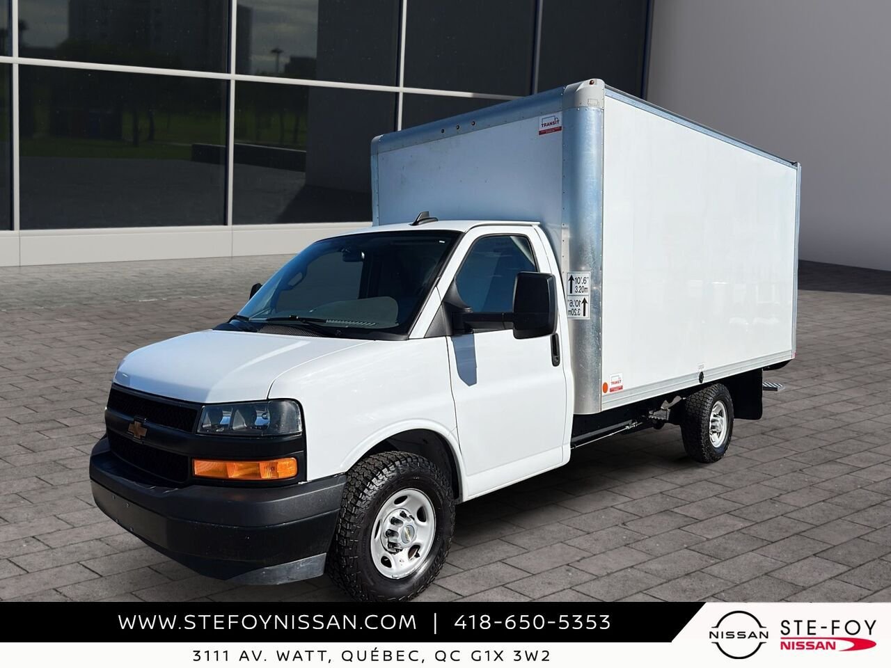 2025 Chevrolet Fourgonnette commerciale tronquée Express White Ste-Foy - photo #0