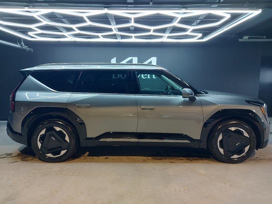 Kia EV9 Land TI avec ensemble Plus 2026