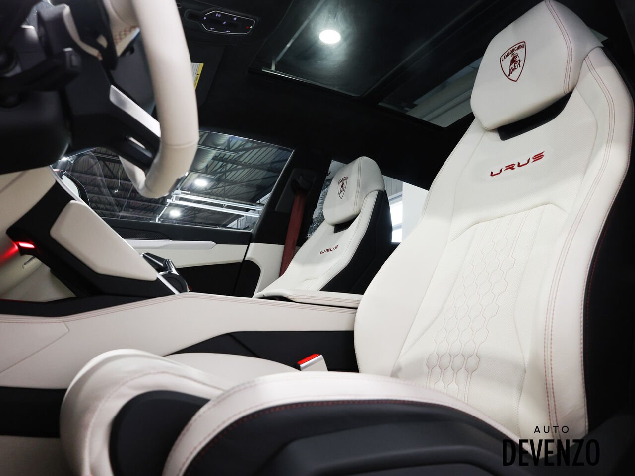 2023 Lamborghini Urus Black Saint-Eustache - photo #12