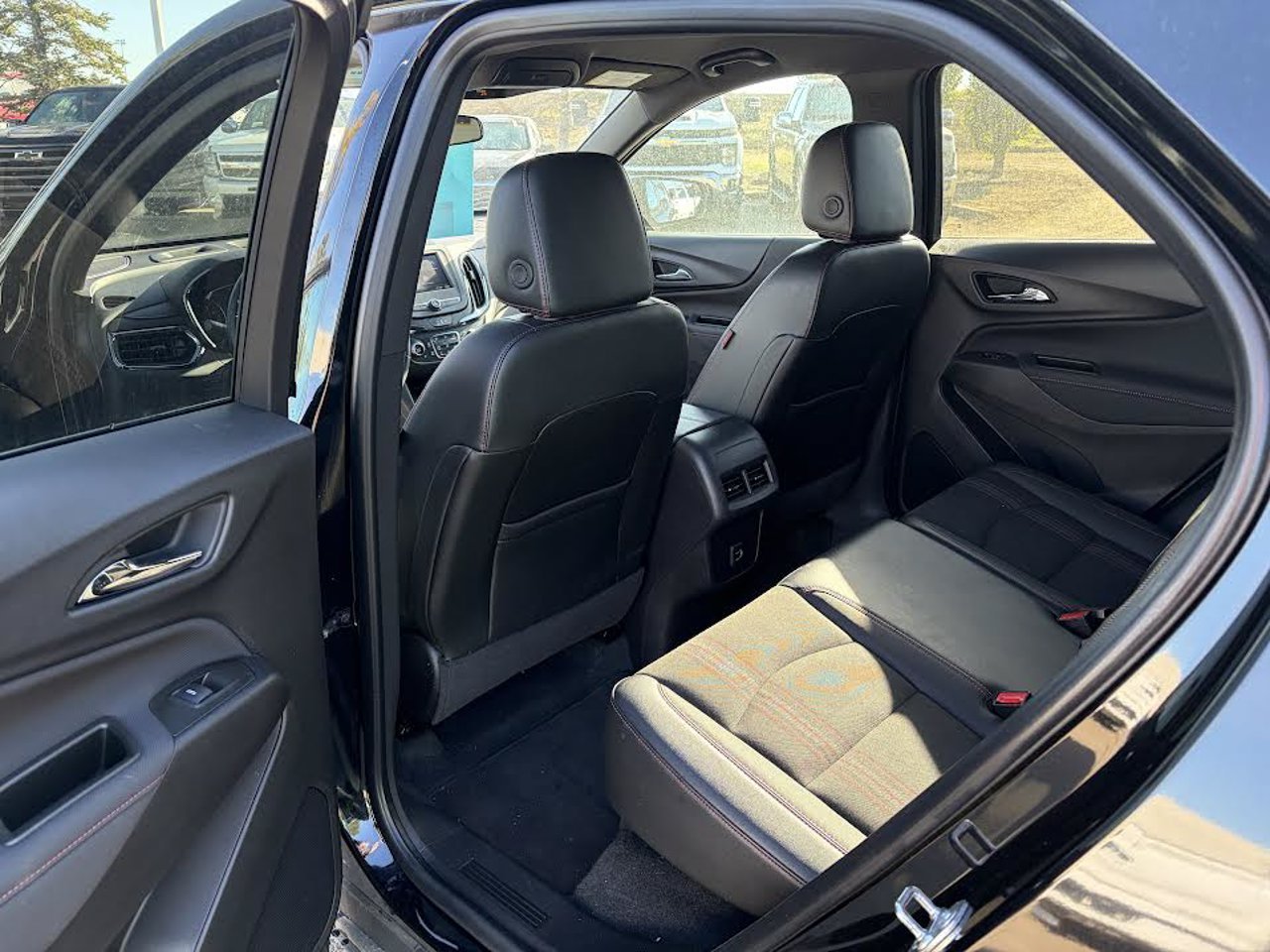 2024 Chevrolet Equinox AWD 4dr RS Black Sherwood Park - photo #5