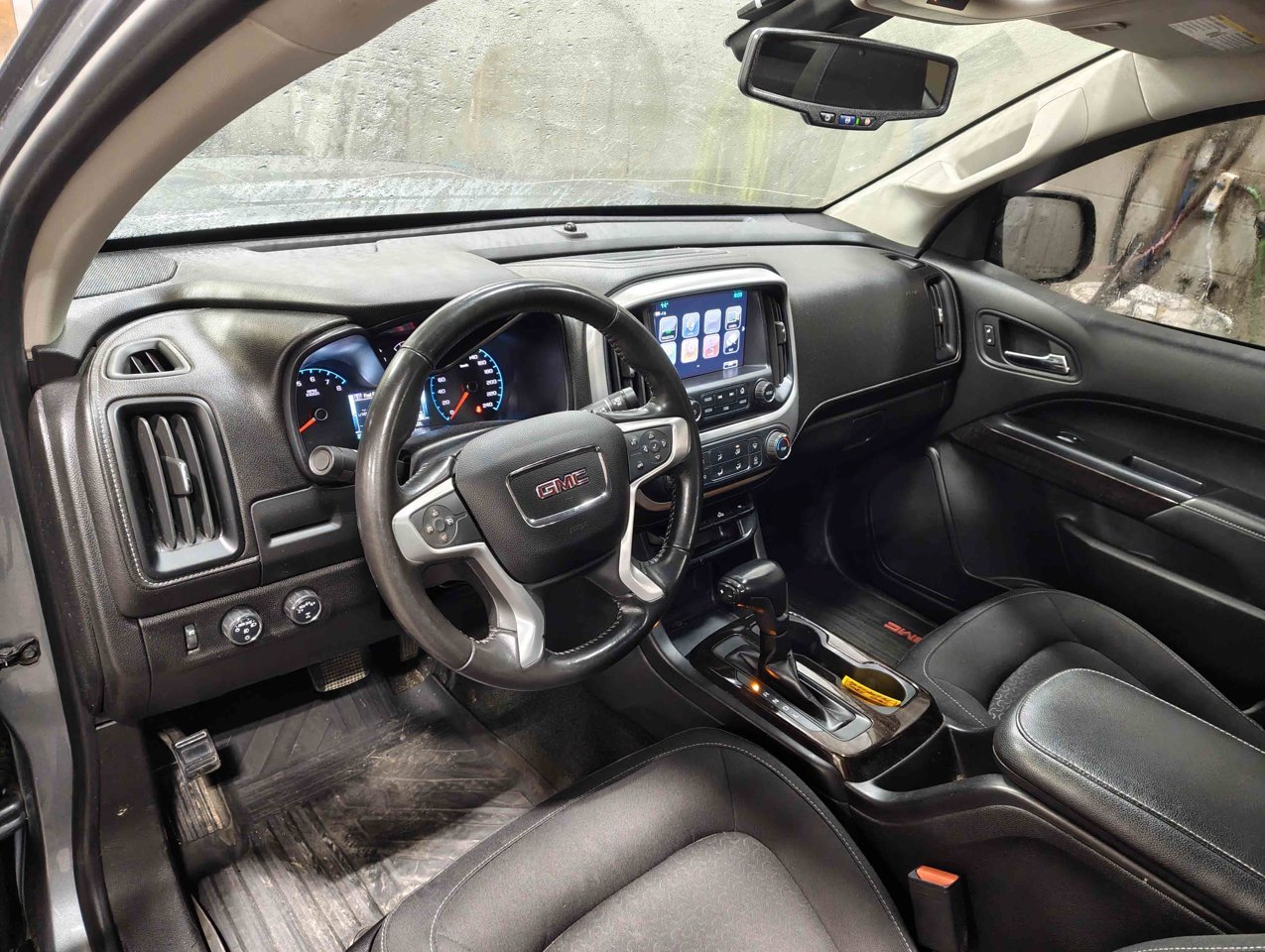 2018 GMC Canyon 4WD Crew Cab 128.3 SLE Grey Sherwood Park - photo #6