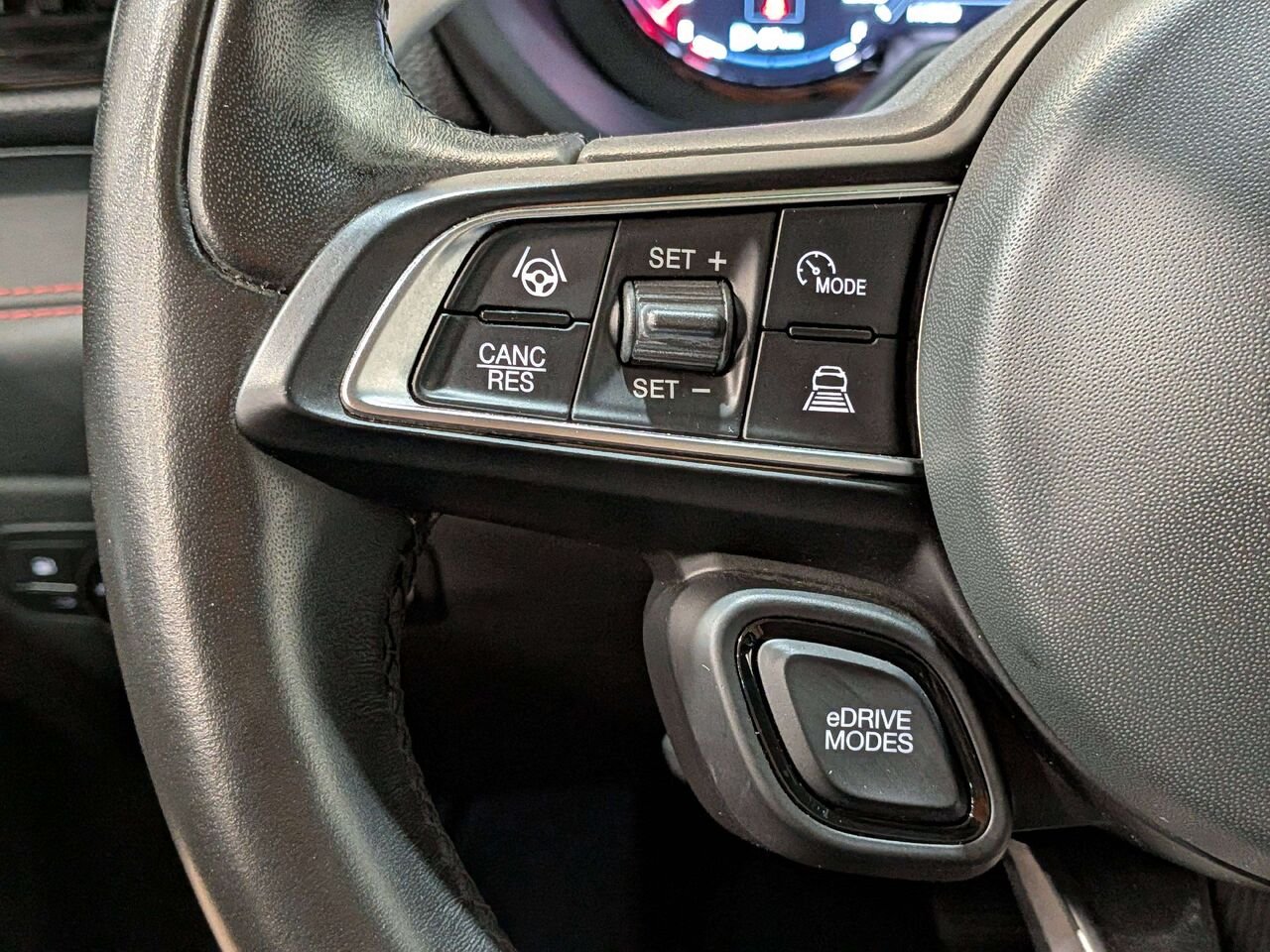 2024 Dodge Hornet R/T Plus PHEV EAWD *Ltd Avail* Black Val-David - photo #15