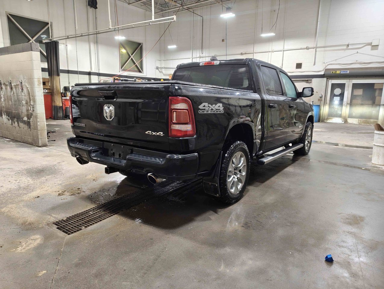 2019 Ram 1500 Big Horn 4x4 Crew Cab 5'7 Box Black Sherwood Park - photo #5