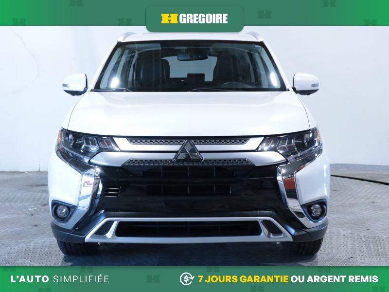 Mitsubishi Outlander 822416A | EX-L AWD AUTO AC CUIR TOIT MAGS CAM RECULE 2020 Blanc Laval - photo #1