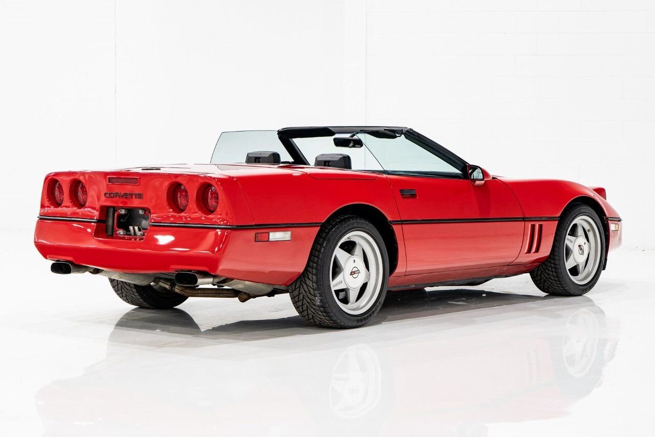 Chevrolet Corvette *PRIX EN USD* Callaway Turbo #123/400 built 1988 Rouge Montréal - photo #21