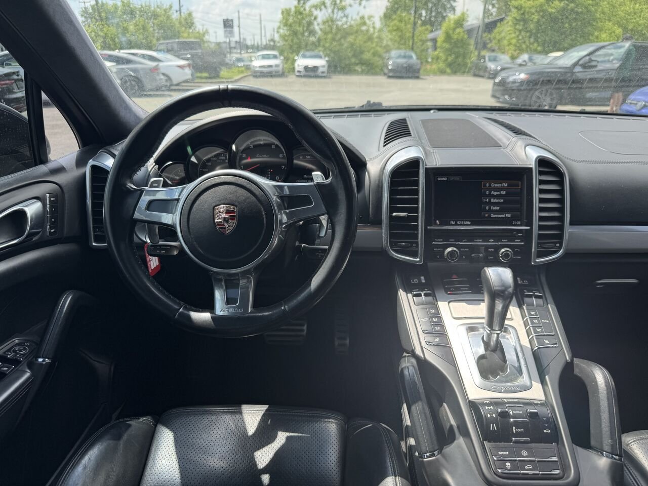 Porsche Cayenne Turbo 2011 Noir Granby - photo #12