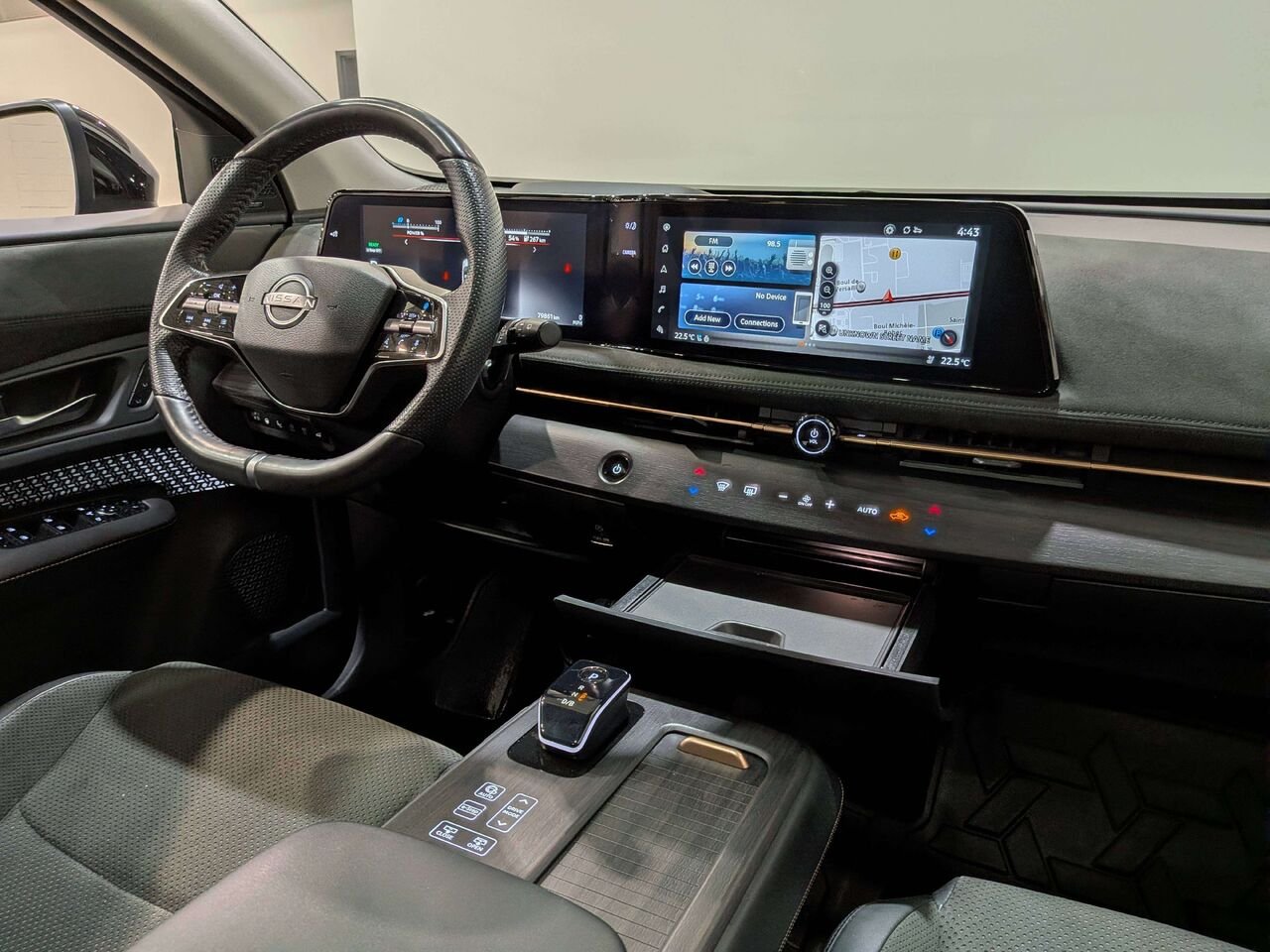 2023 Nissan ARIYA PLATINUM+ e-4ORCE AWD Black Val-David - photo #19