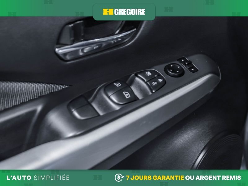 2019 Nissan Kicks Grey Blainville - photo #13