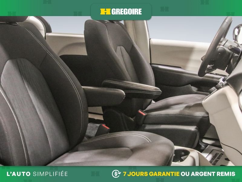 2023 Chrysler Grand Caravan White Saint-Eustache - photo #29