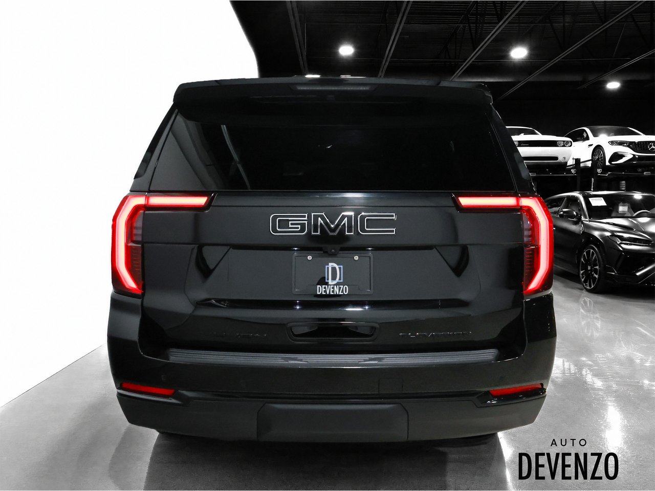 GMC Yukon XL 2025 Noir Saint-Eustache - photo #3