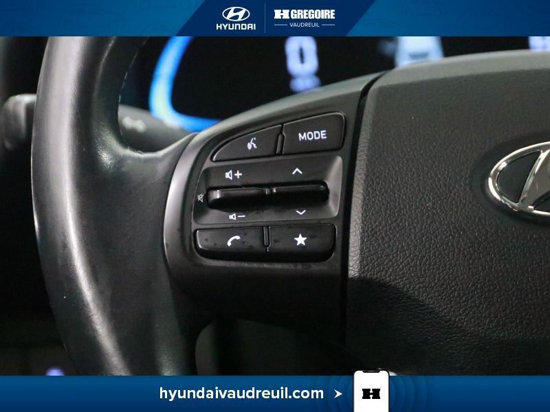 2024 Hyundai Venue Red Saint-Eustache - photo #20