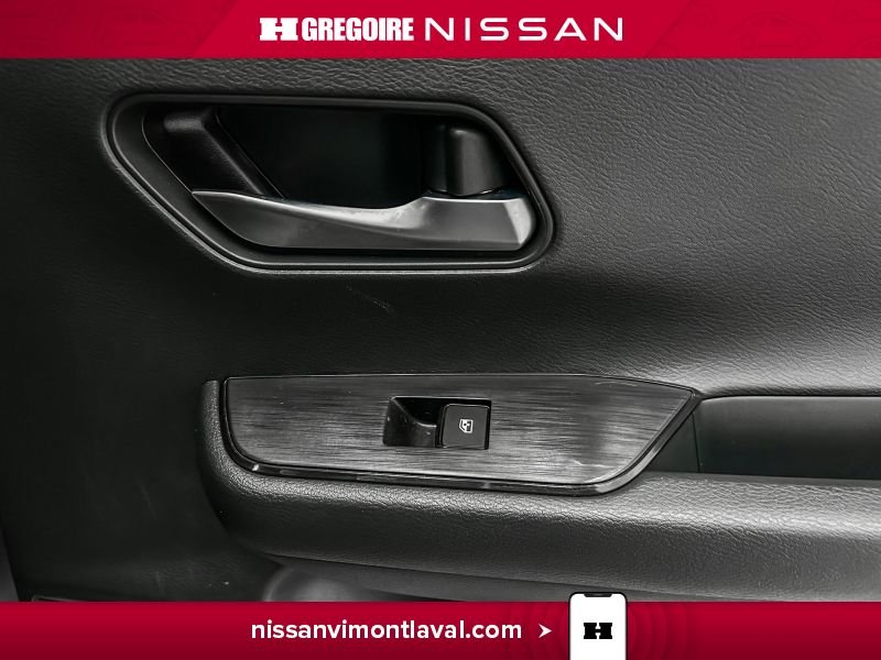 2025 Nissan Kicks Grey Laval - photo #13