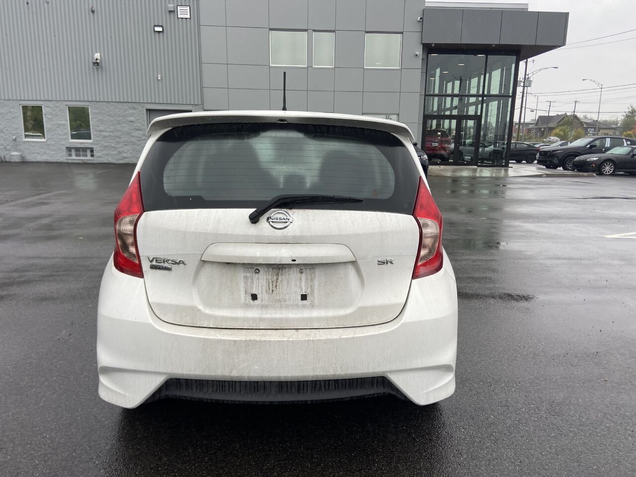2018 Nissan Versa Note White Ste-Agathe des Monts - photo #5