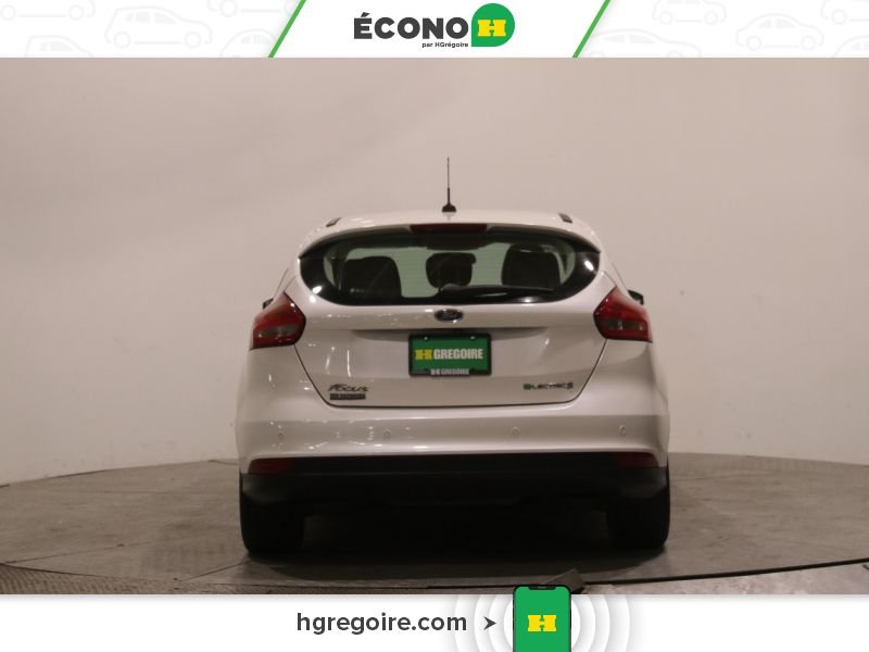 2018 Ford Focus White Laval - photo #6
