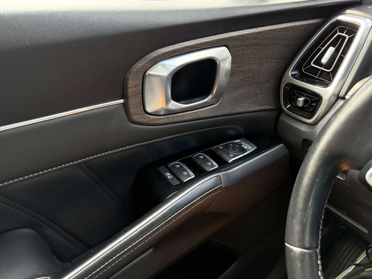 2022 Kia Sorento White Gatineau - photo #9