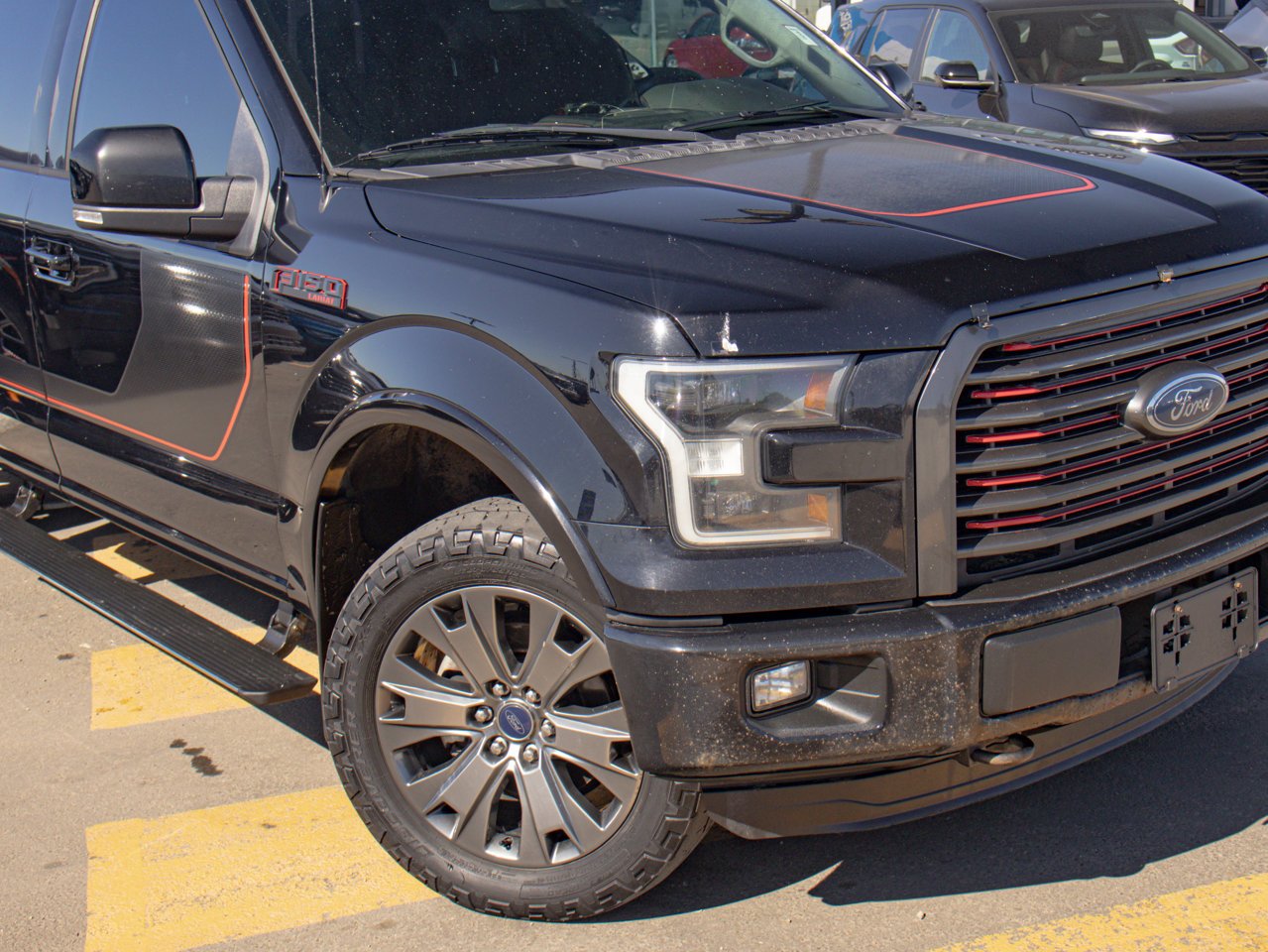 2016 Ford F-150 4WD SuperCrew 145 Lariat Black Sherwood Park - photo #15