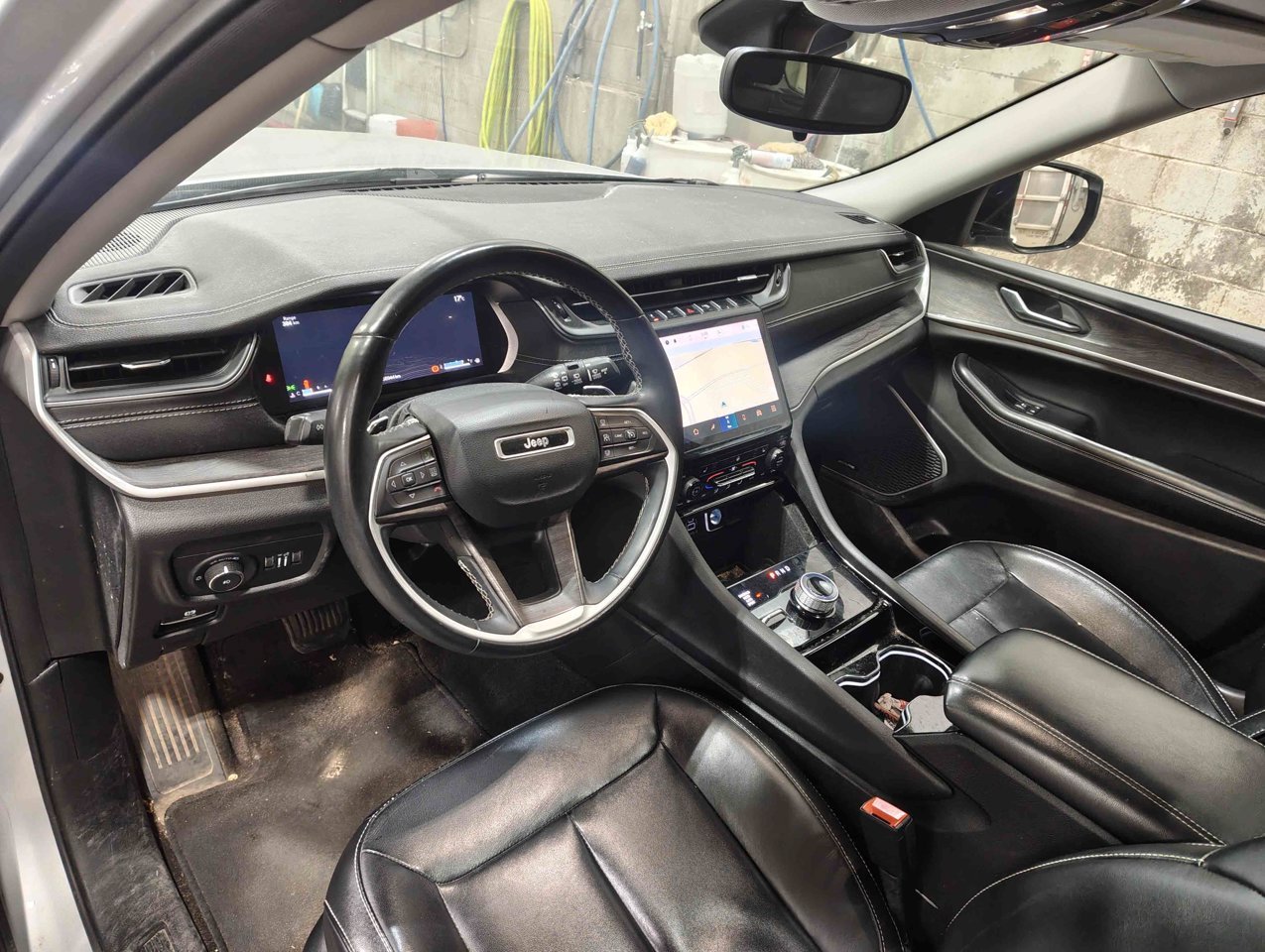 2021 Jeep Grand Cherokee L Limited 4x4 Grey Sherwood Park - photo #6