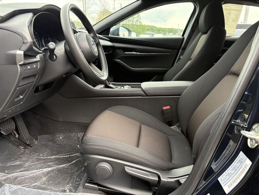 MAZDA Mazda3 Sport GX TA BA 2026 Bleu cristal foncé mica