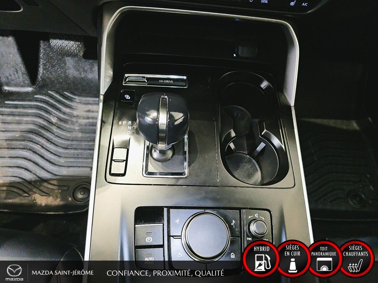 2024 Mazda CX-90 hybride rechargeable GS-L | 1 PROPRIÉTAIRE | HYBRIDE RECHARGEABLE | CUIR | TOIT OUVRANT | AWD White Saint-Jérôme - photo #18