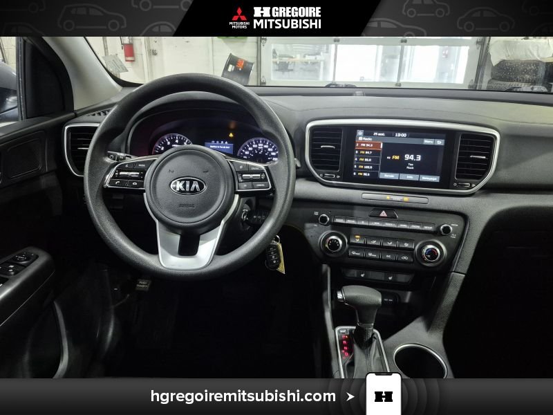 2020 Kia Sportage Grey Blainville - photo #17