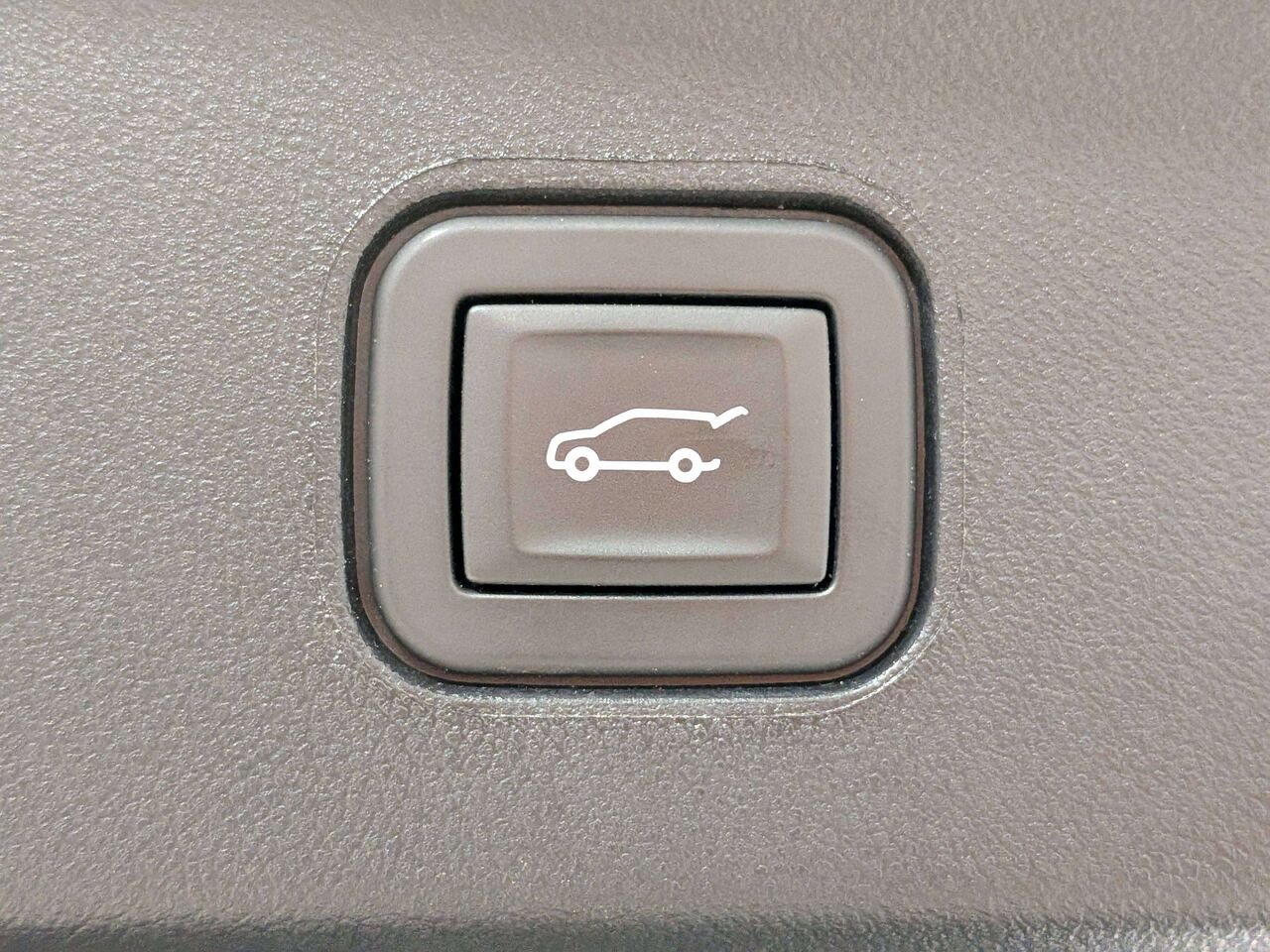 2024 Cadillac LYRIQ 4dr Sport w/1SF Black Val-David - photo #9
