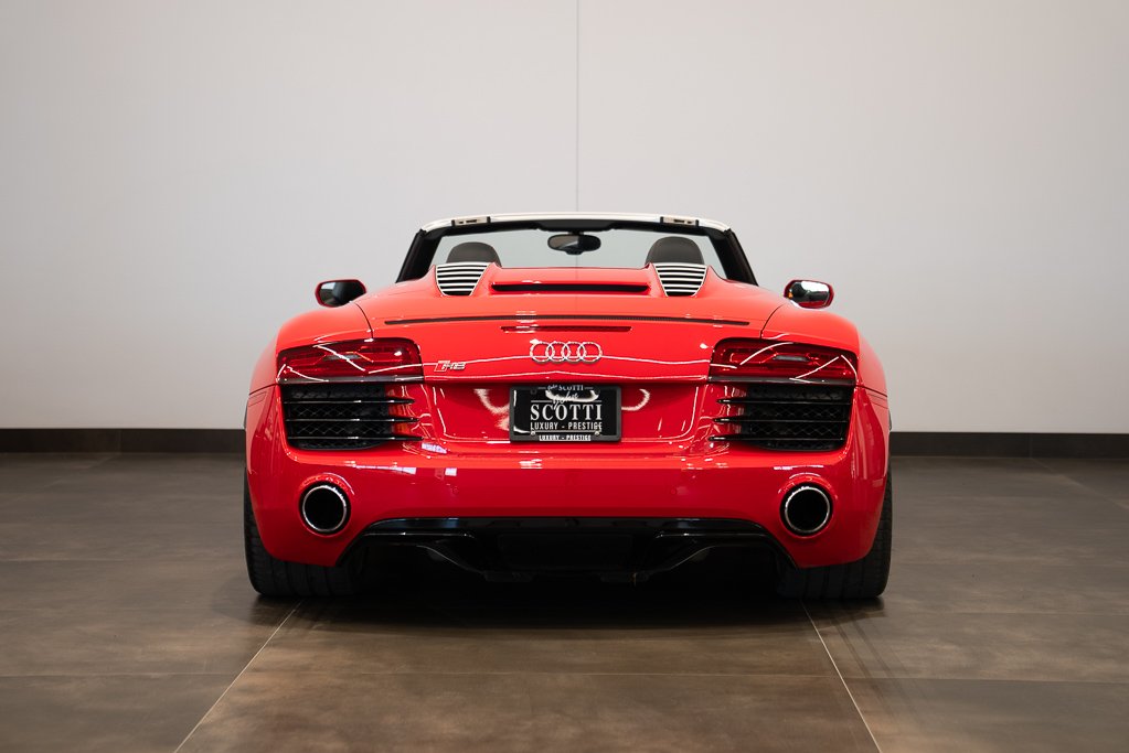 Audi R8 V8 Spyder \ LOW KM 2015 Rouge Kirkland - photo #4