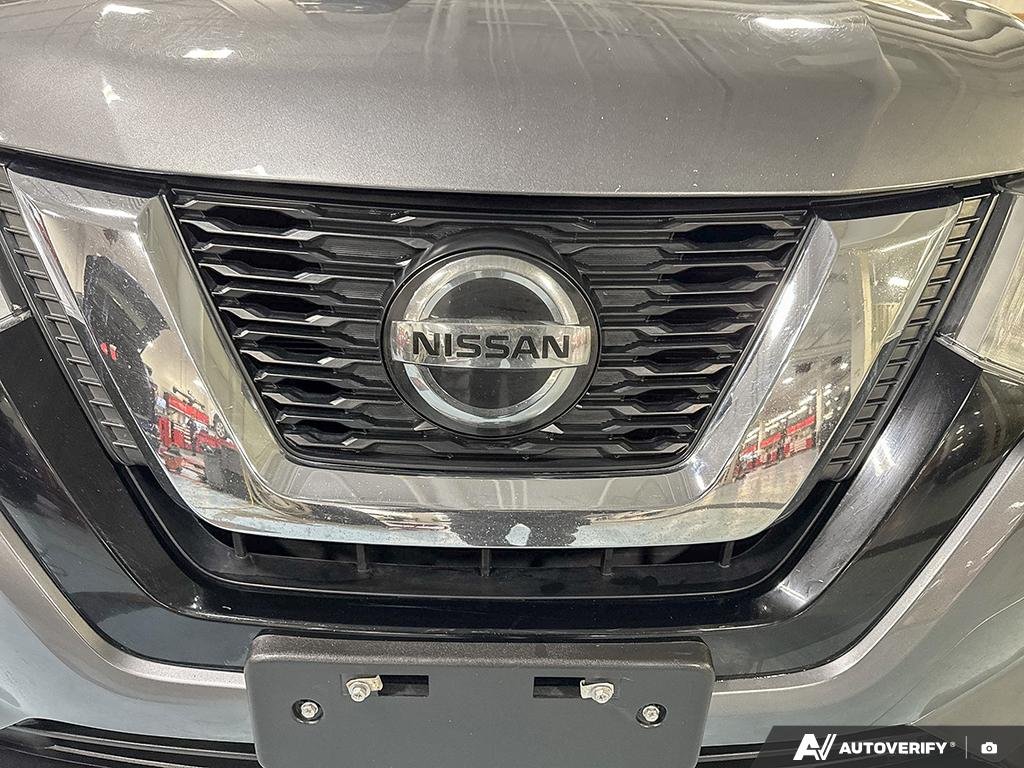 2018 Nissan Rogue 2602433A | S, new shield, new brakes, very low kms Grey Edmonton - photo #8
