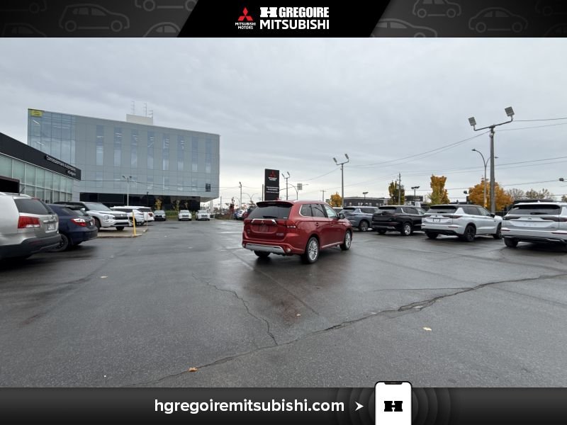 2019 Mitsubishi Outlander Plug-In Hybrid Red Blainville - photo #10