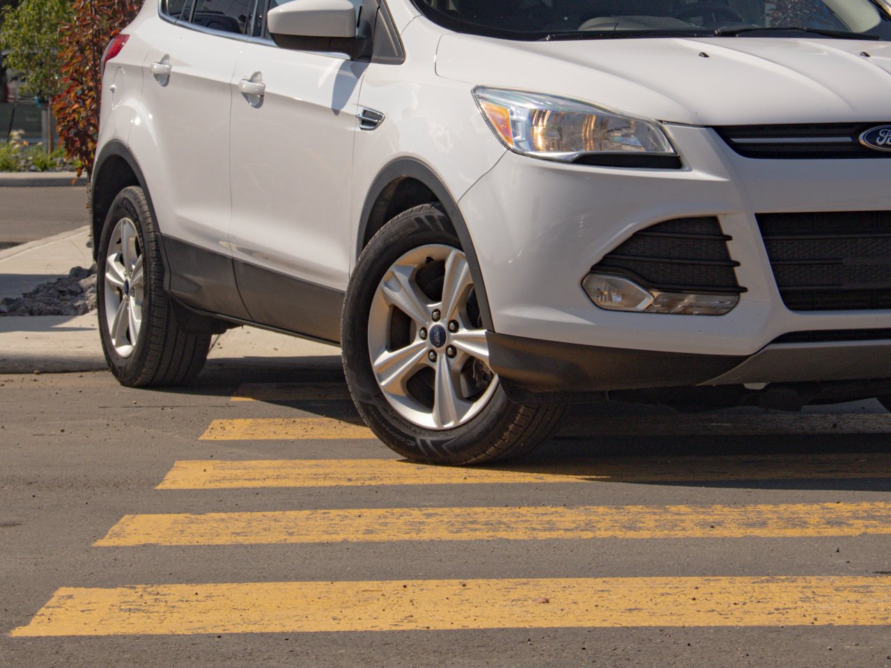 2014 Ford Escape 4WD 4dr SE White Sherwood Park - photo #5