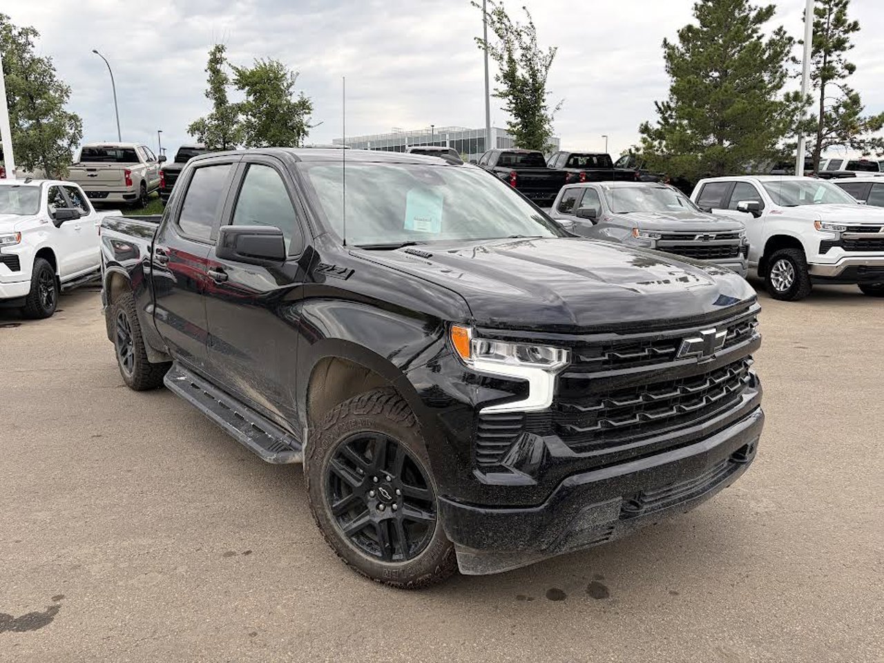2023 Chevrolet Silverado 1500 4WD Crew Cab 147 RST Black Sherwood Park - photo #1