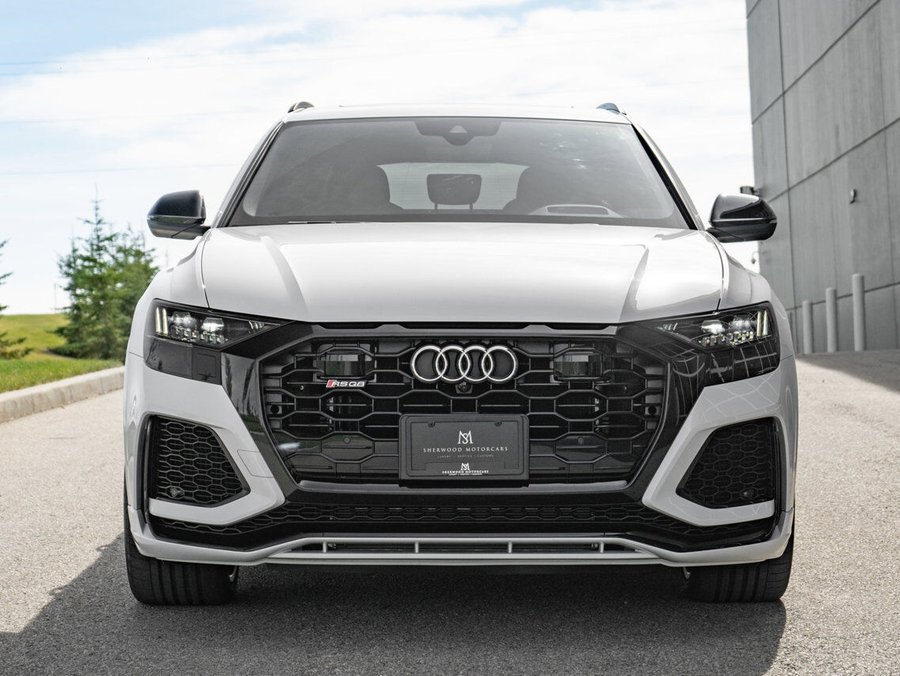 2021 Audi RS Q8 White