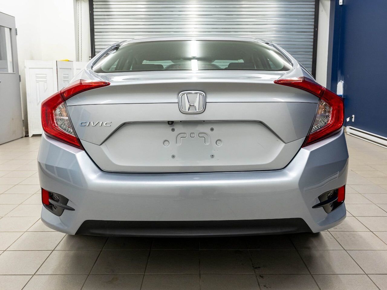 Honda Civic LX AUTOMATIQUE *SIEGES CHAUF* CARPLAY *GR SECURITE 2021 Gris Saint-Jérôme - photo #5