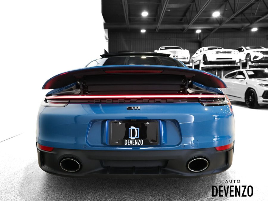 Porsche 911 2022 2022 Bleu