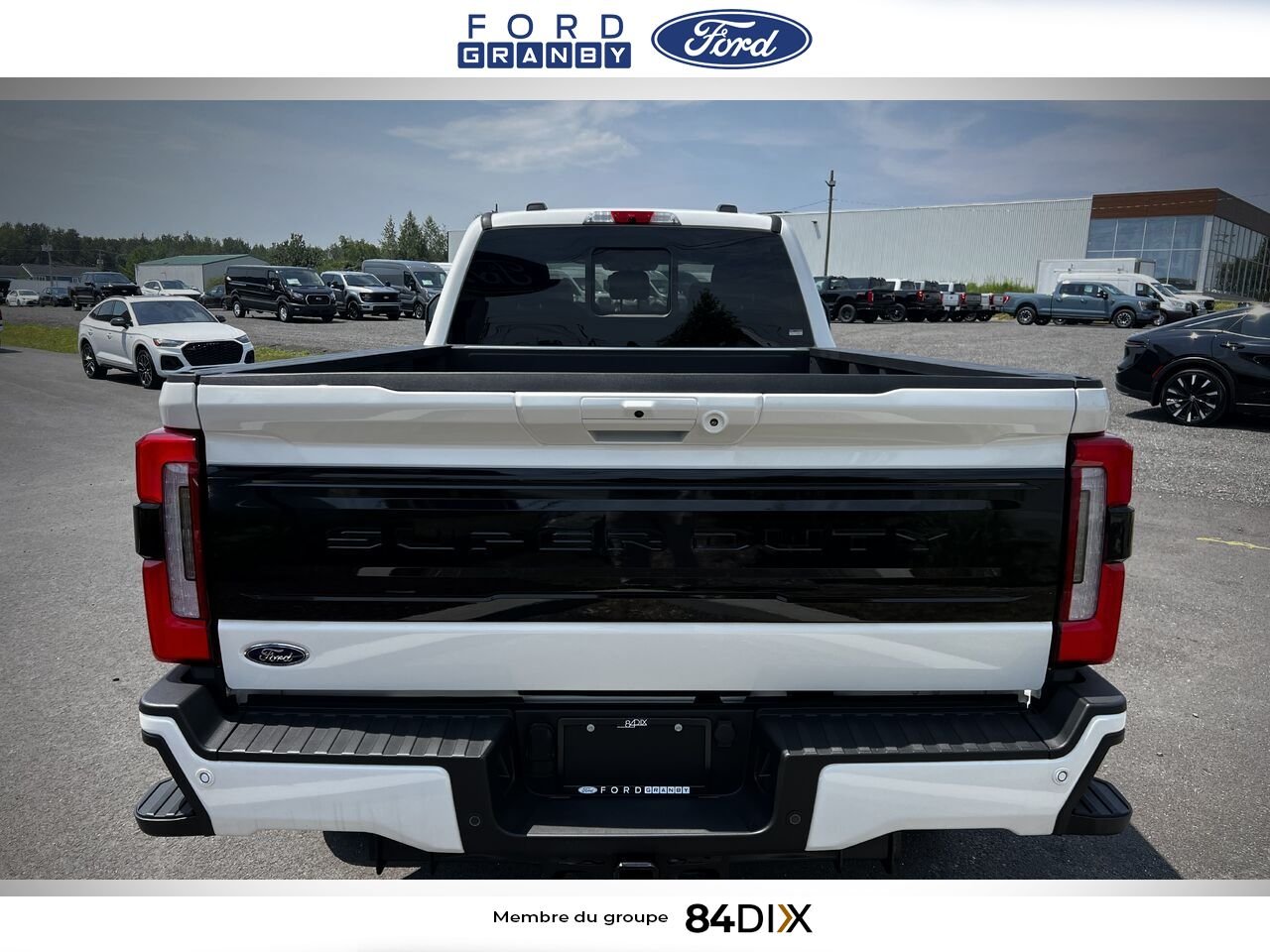Ford Super Duty F-250 SRW 2025 Blanc Granby - photo #4