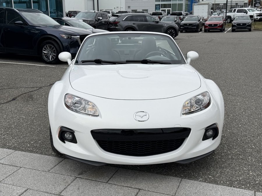 2015 Mazda MX-5 Cabriolet 2 portes, boîte automatique, GX White