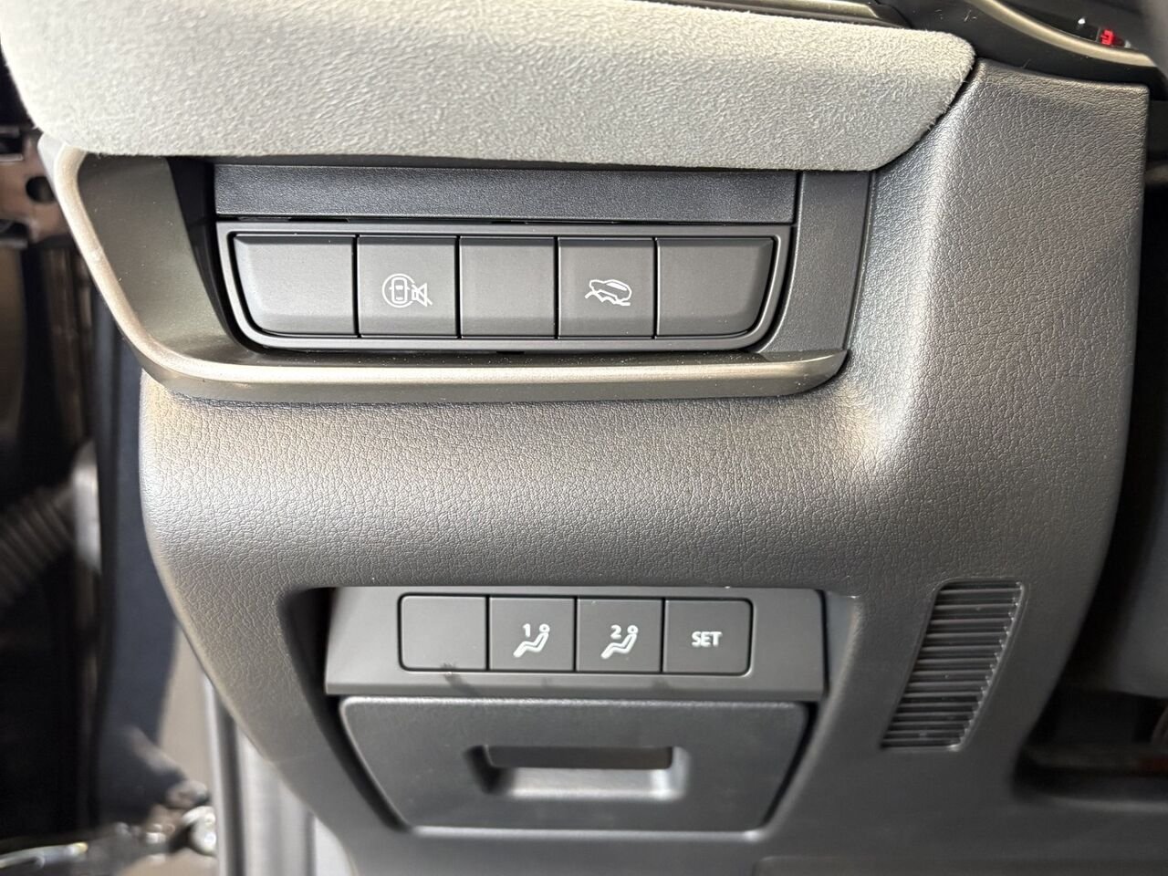 2026 MAZDA CX-30 GS KURO Jet Black Mica Châteauguay - photo #8