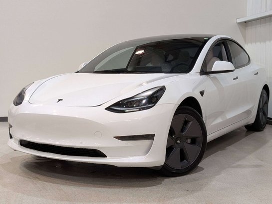2022 Tesla Model 3 Standard Range RWD *Ltd Avail* White